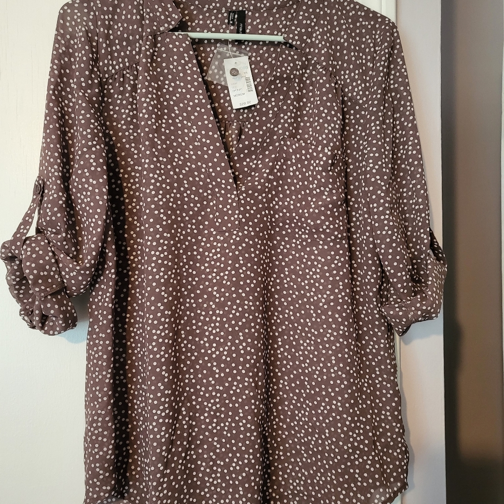 Sheer 3/4 sleeve blouse